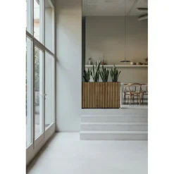 Fioriera Alta Herstera DECO PLANTER DIVIDER 25 in Metallo colore Nero e Legno 100x25x80 cm