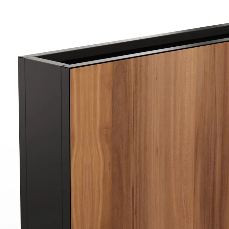 Fioriera Alta Herstera DECO PLANTER DIVIDER 25 in Metallo colore Nero e Pannello Effetto Legno 120x25x80 cm