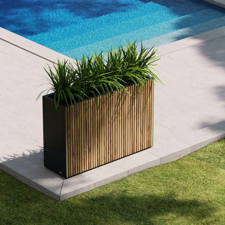 Fioriera Alta Herstera DECO PLANTER DIVIDER 40 in Metallo colore Nero e Legno 100x40x80 cm